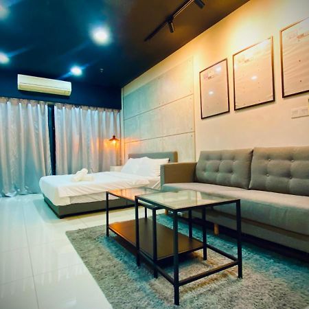 Apartment Near Klcc By Grihoz Куала-Лумпур Экстерьер фото